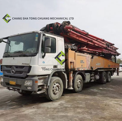 मर्सिडीज बेंज चेसिस पर 56M 8x4 प्रयुक्त कंक्रीट पंप ट्रक
